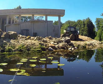 Baustellen im NaturaGart-Park