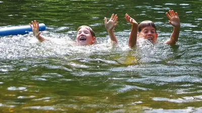 Teich planen - die richtigen Entscheidungen vor dem Bau