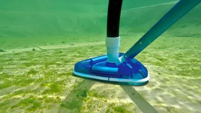 Schlammsauger zur Teichreinigung