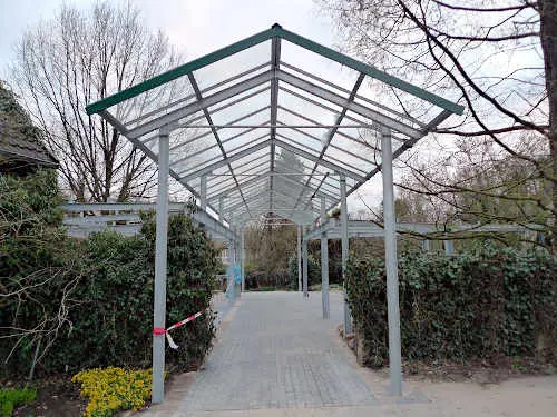 Neubau des Park-Einganges