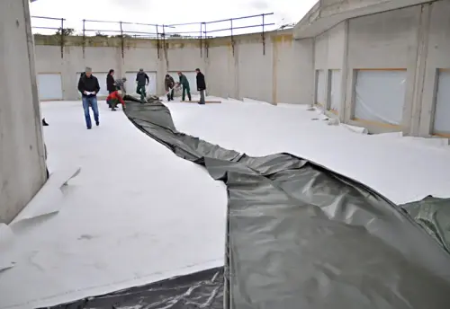 Verlegen der Teichfolie