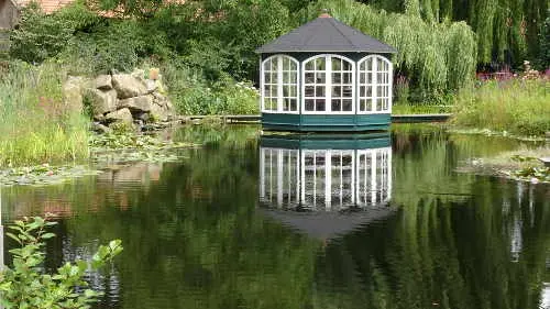 Teich mit Pavillion - Bild 11