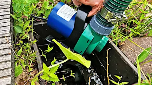 Die Pumpe kann ganz einfach aus dem Schacht entnommen werden