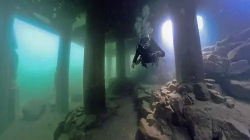 Tauchen im Unterwasserpark