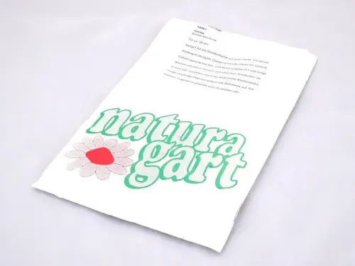 Hohe Wildblumenhecke