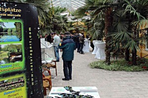 Das erste Gartenteich-Seminar 2013 bei NaturaGart; Blick in die große Palmenhalle