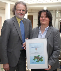 Indialogo Geschäftsführerin Ilka Hoepner und Prof. Dr. Gert Hoepner