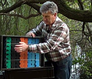 Im Video erklärt Norbert Jorek, Geschäftsführer von NaturaGart, das modulare Filtersystem.