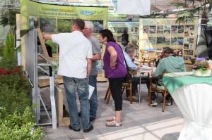 Beratung, Gespräche und Infos über Teiche. Daneben können Sie Teichtechnik testen, prüfen und vergleichen. 